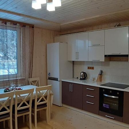 Котедж під горою Татарів Екстер'єр фото
