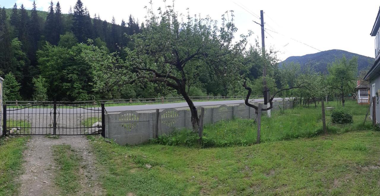 Котедж під горою Татарів Екстер'єр фото